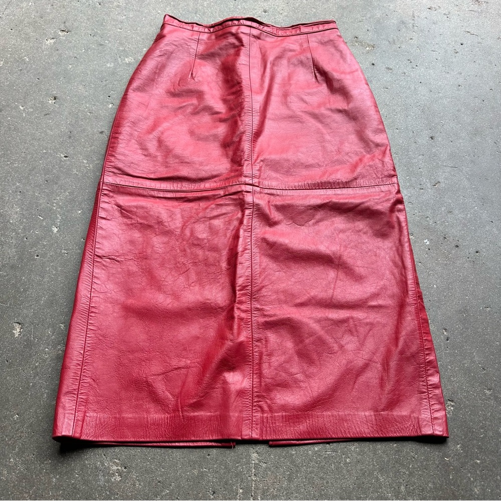 Vintage Red Leather Midi Pencil Skirt Made in USA Size 11/12 - Picture 2 of 15
